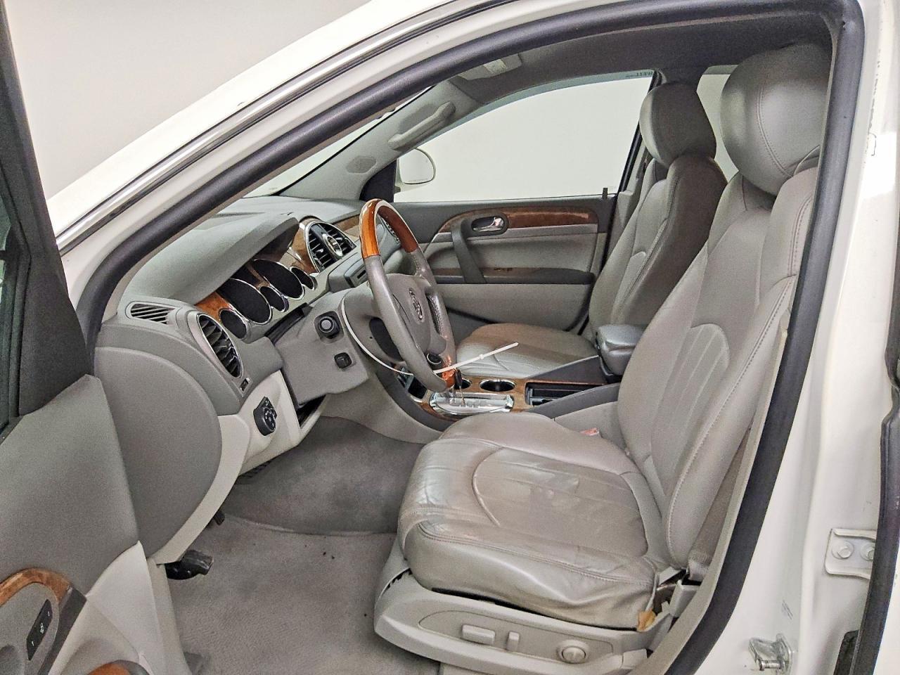 2012 BUICK ENCLAVE — Фото 7 из 13