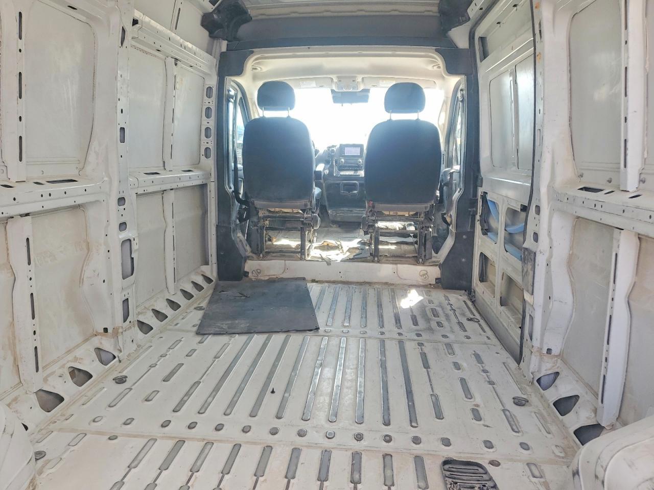 2025 RAM PROMASTER 2500 2500 HIGH — Фото 10 из 13