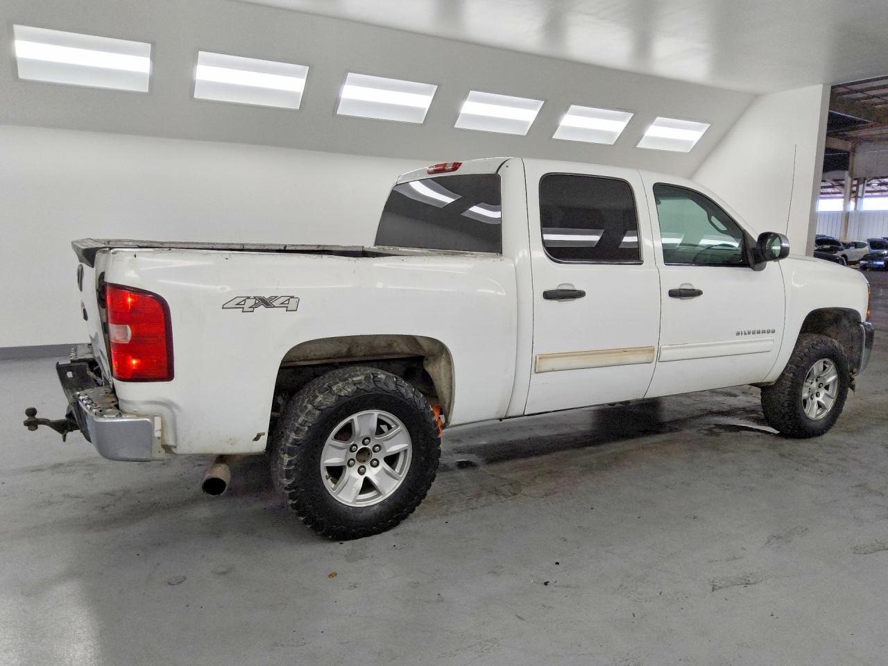 2012 CHEVROLET SILVERADO K1500 LS — Фото 3 из 12