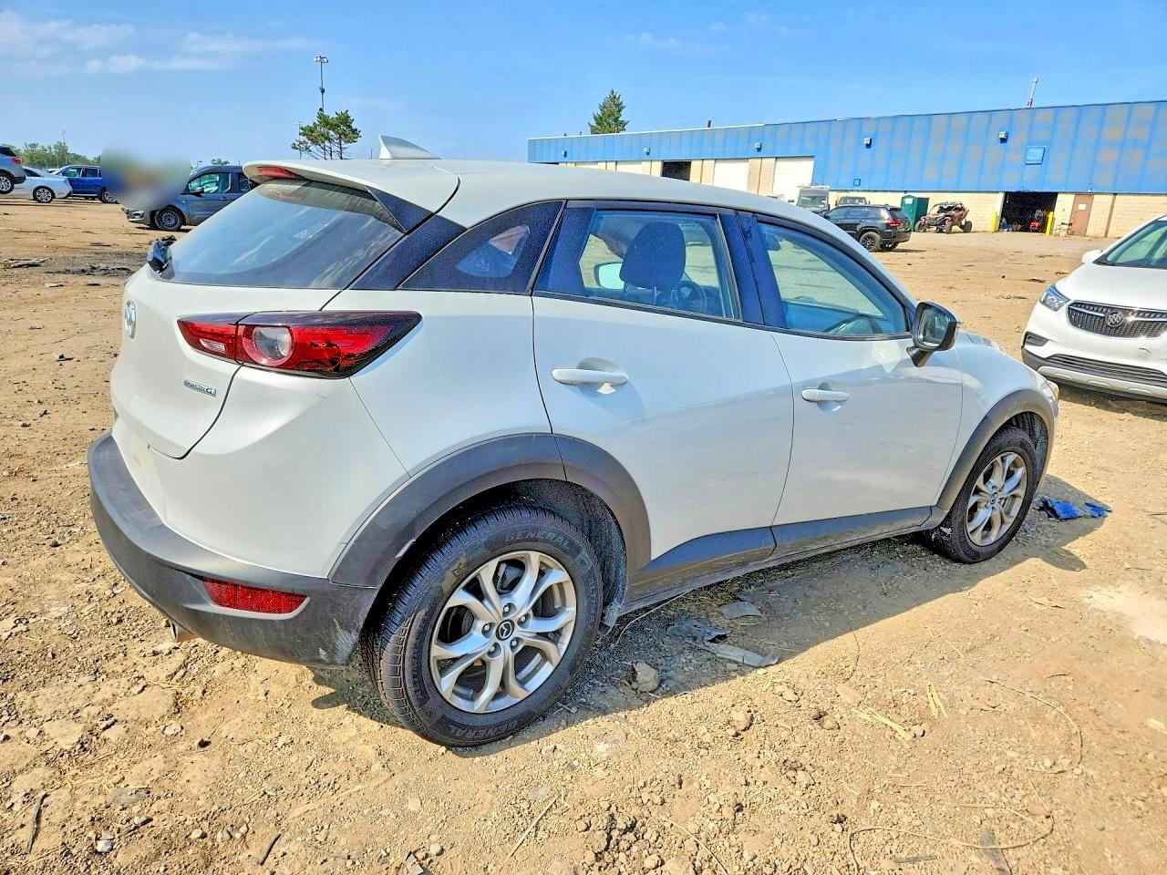 2021 MAZDA CX-3 SPORT — Фото 3 из 12