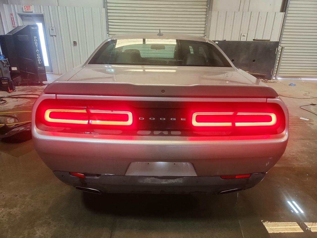 2017 DODGE CHALLENGER GT — Фото 6 из 12