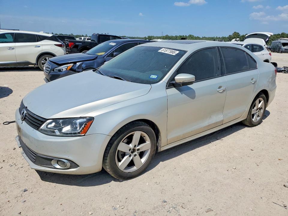 2011 VOLKSWAGEN JETTA 3VW3L7AJ5BM119714