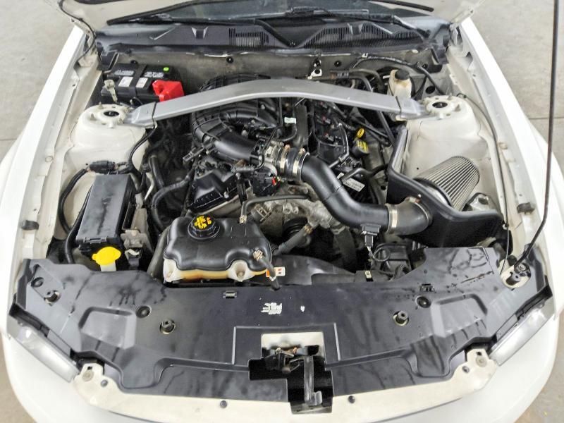 2012 FORD MUSTANG — Фото 11 из 13