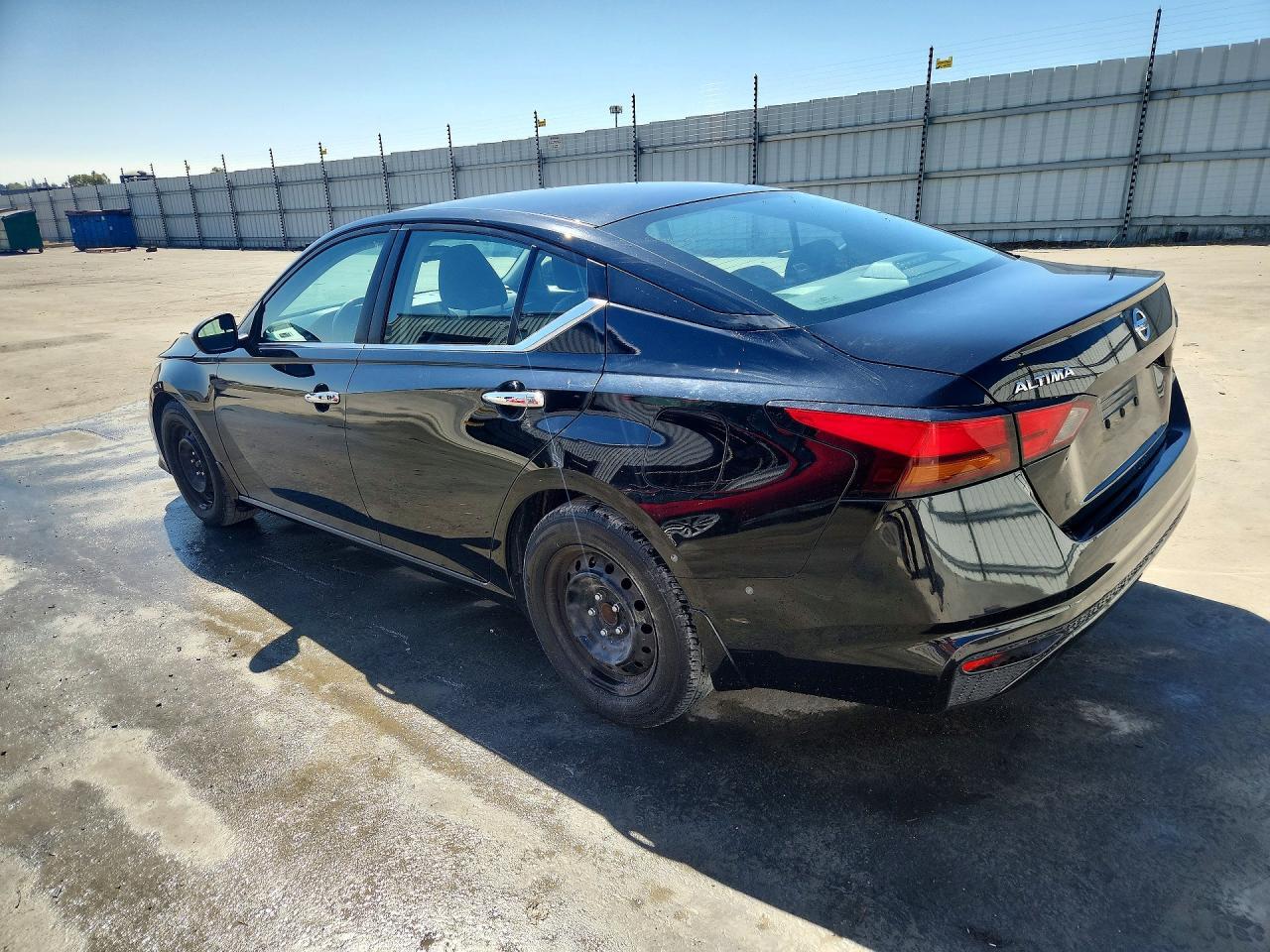 2021 NISSAN ALTIMA S — Фото 2 из 12