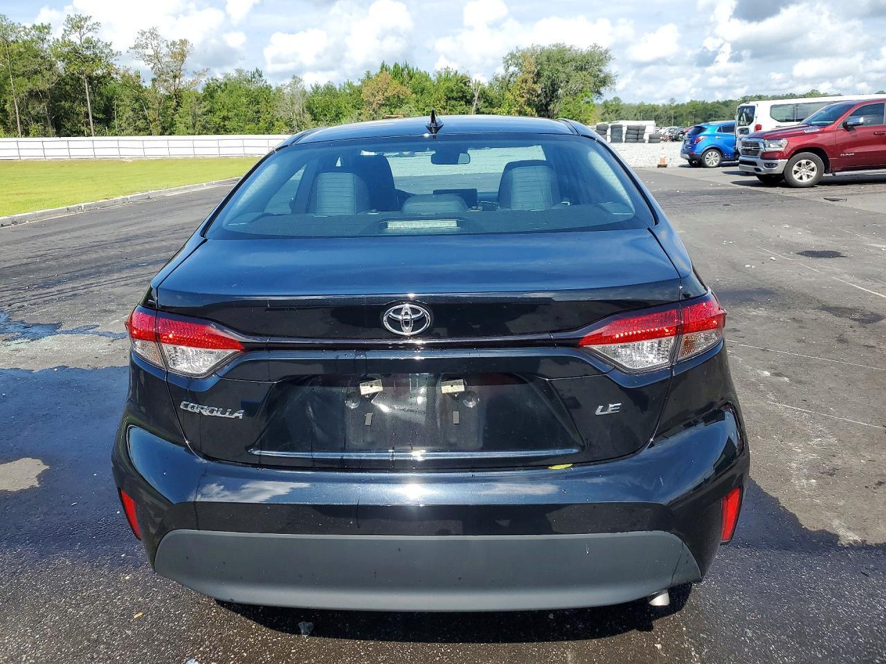 2025 TOYOTA COROLLA LE — Фото 6 из 12