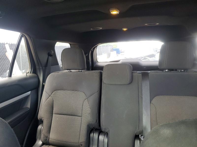 2017 FORD EXPLORER XLT — Фото 10 из 13