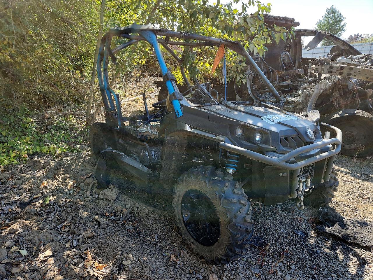 2016 CAN-AM COMMANDER 3JBKKAP2XGJ001748