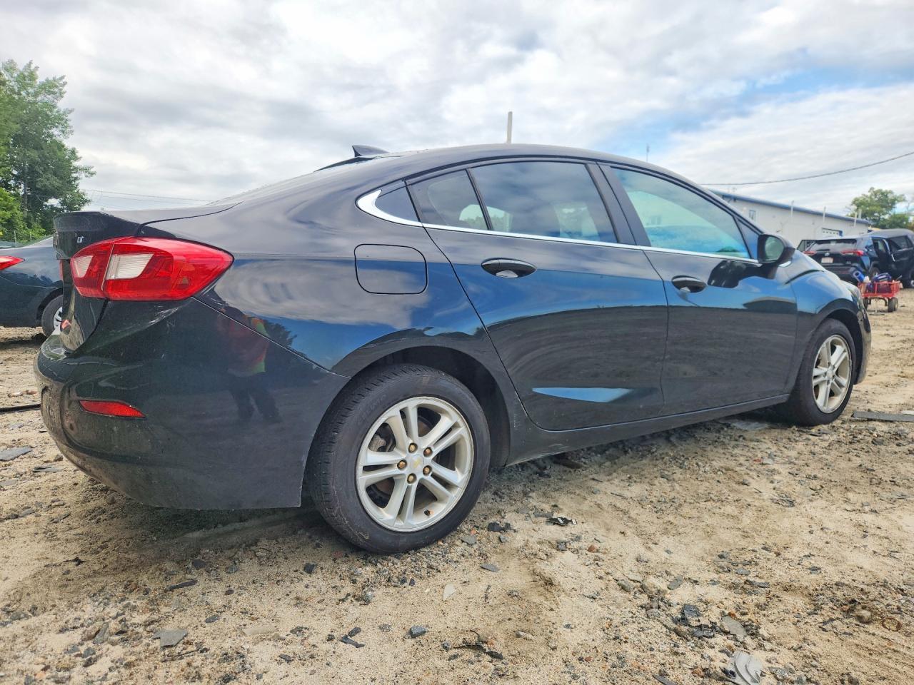 2016 CHEVROLET CRUZE LT — Фото 3 из 12