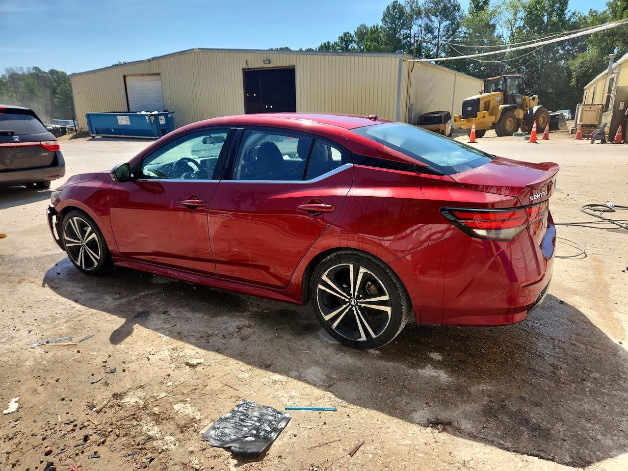 2021 NISSAN SENTRA SR — Фото 2 из 12