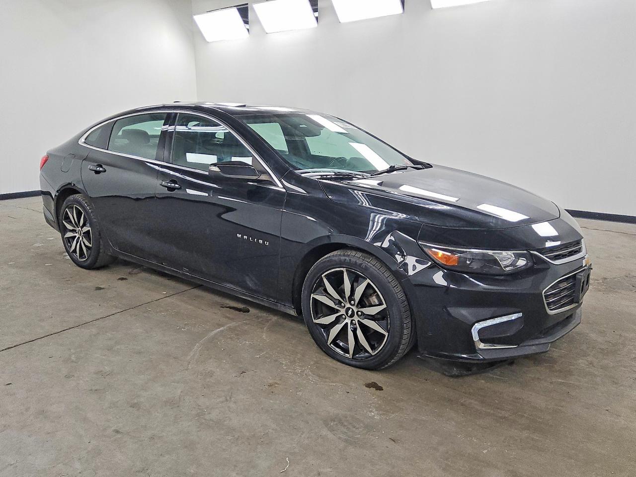 2016 CHEVROLET MALIBU LT — Фото 4 из 12