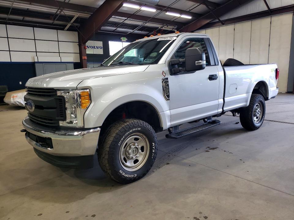 2017 FORD F350 1FTRF3B65HEF41567