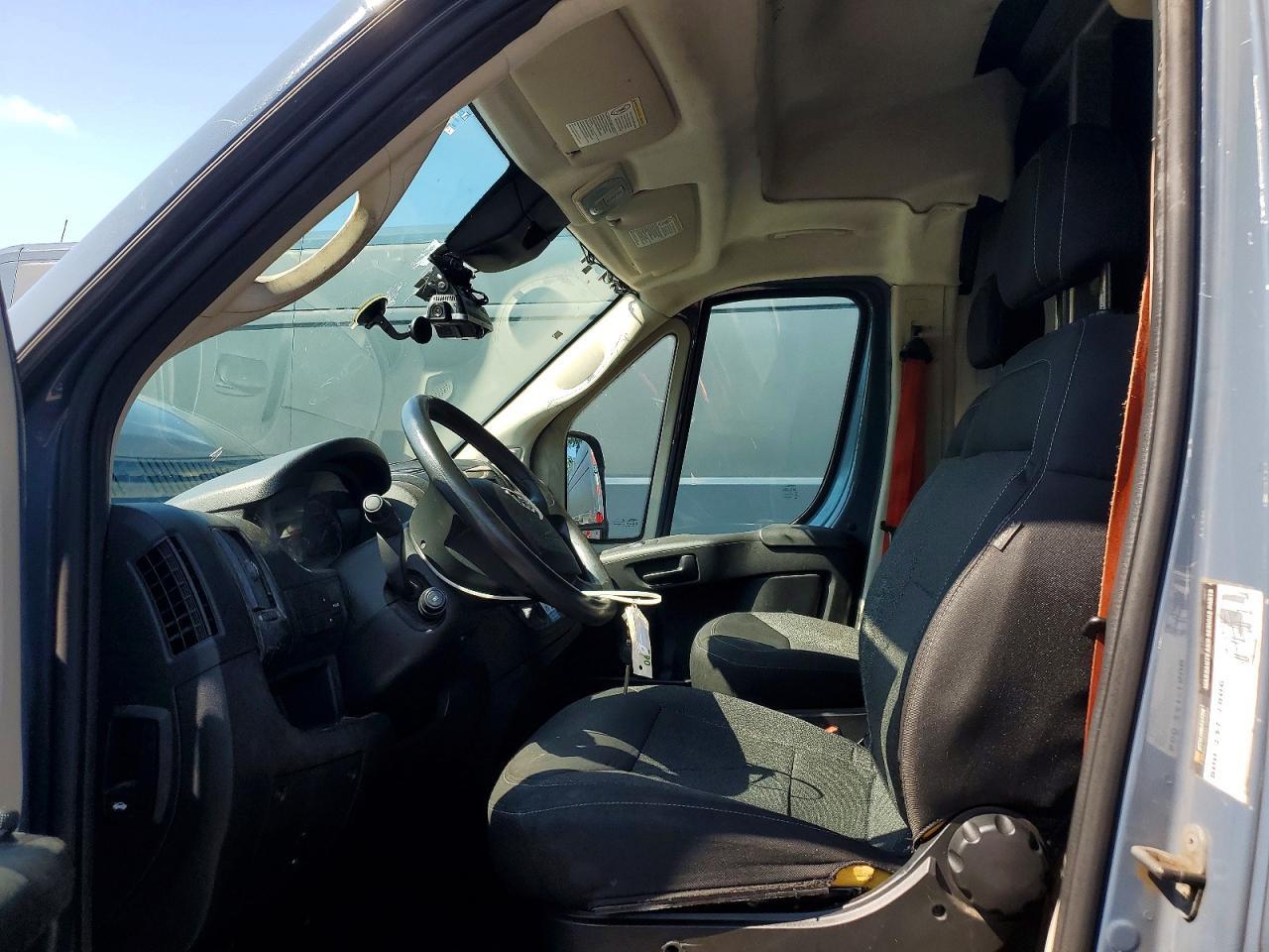 2021 RAM PROMASTER 3500 DELIVERY VAN — Фото 7 из 13