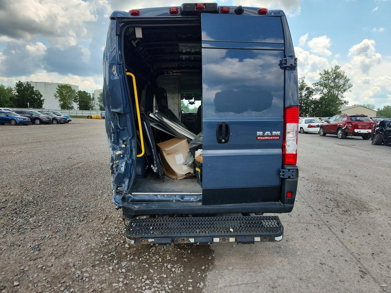 2021 RAM PROMASTER 3500 DELIVERY VAN — Фото 6 из 14
