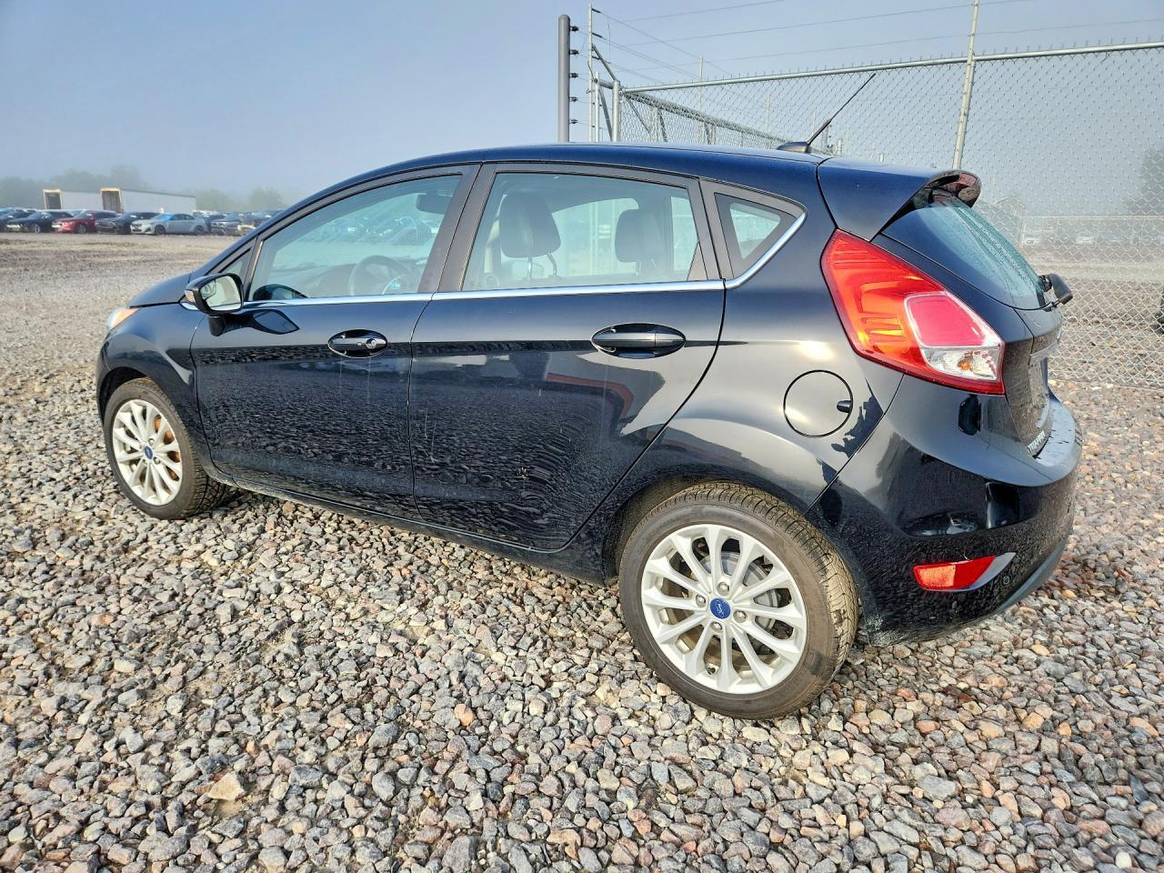 3FADP4FJ1HM123938 2017 FORD FIESTA photo no. 2