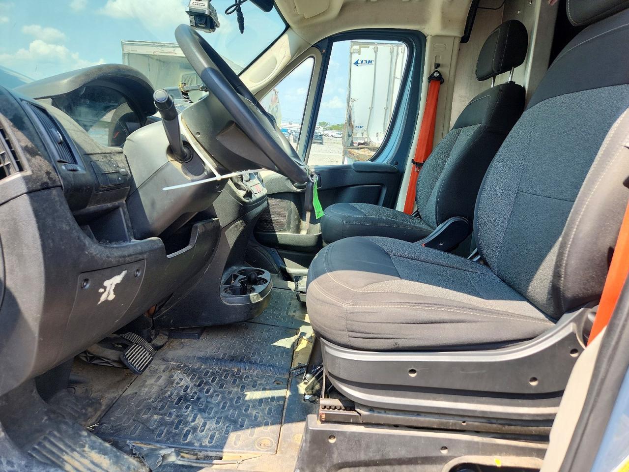 2021 RAM PROMASTER 3500 DELIVERY VAN — Фото 7 из 13