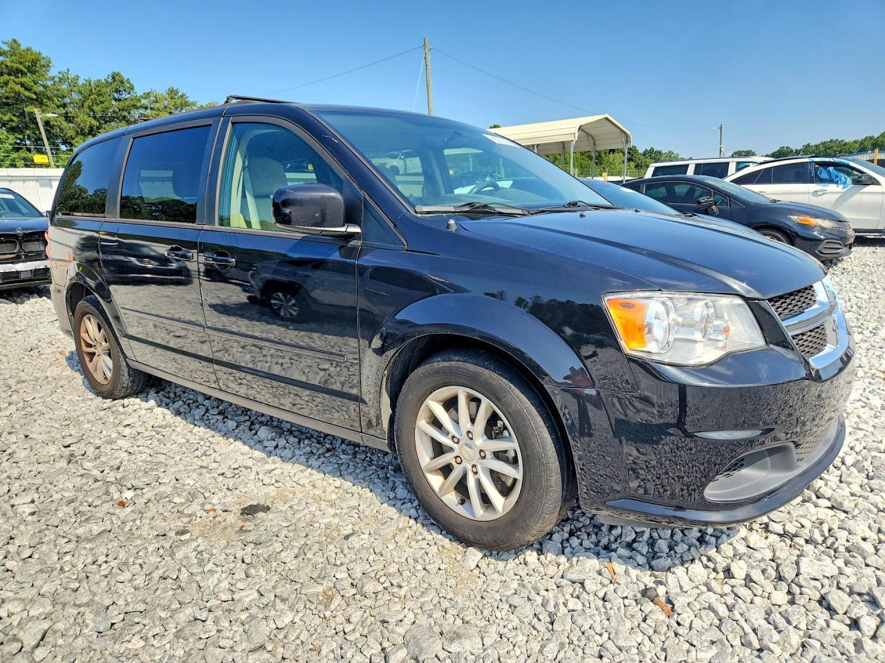 2016 DODGE GRAND CARAVAN SXT — Фото 4 из 13