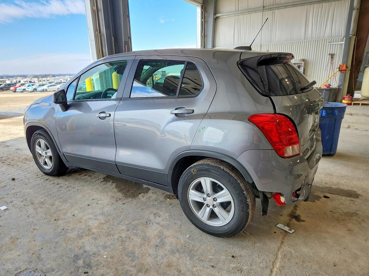 2020 CHEVROLET TRAX LS — Фото 2 из 13