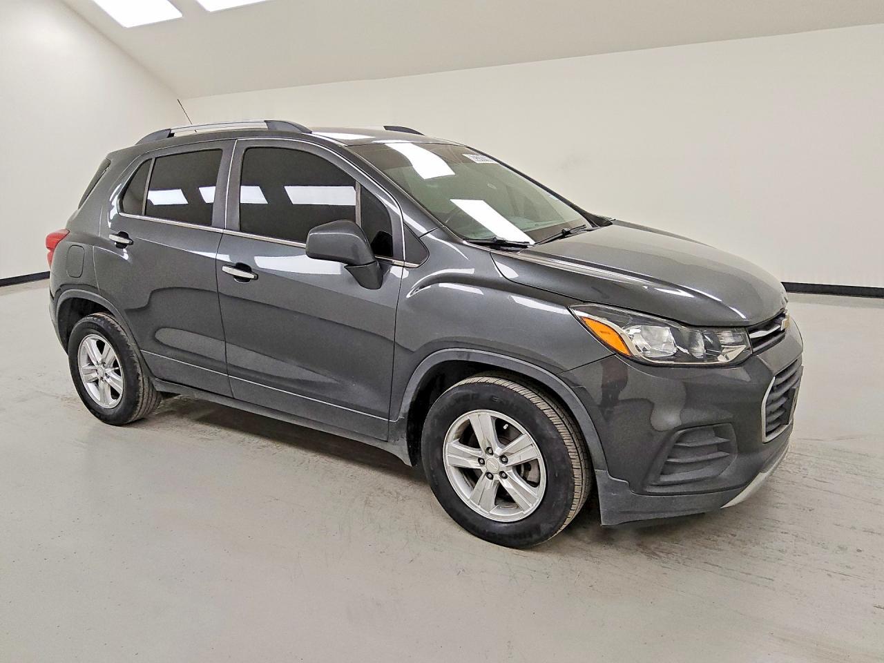 2020 CHEVROLET TRAX 1LT — Фото 4 из 13