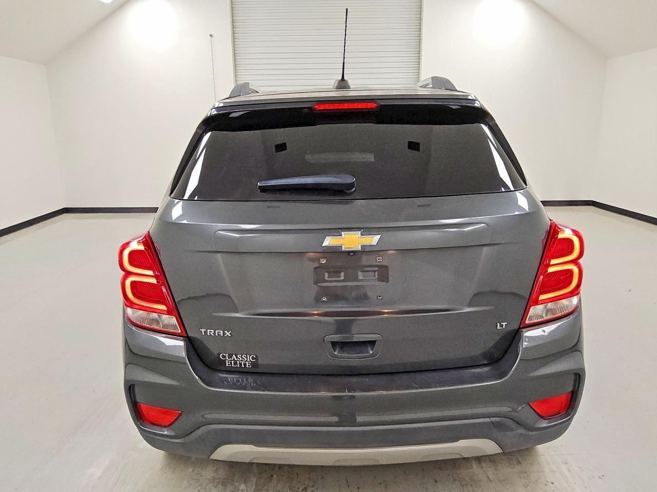2020 CHEVROLET TRAX 1LT — Фото 6 из 13
