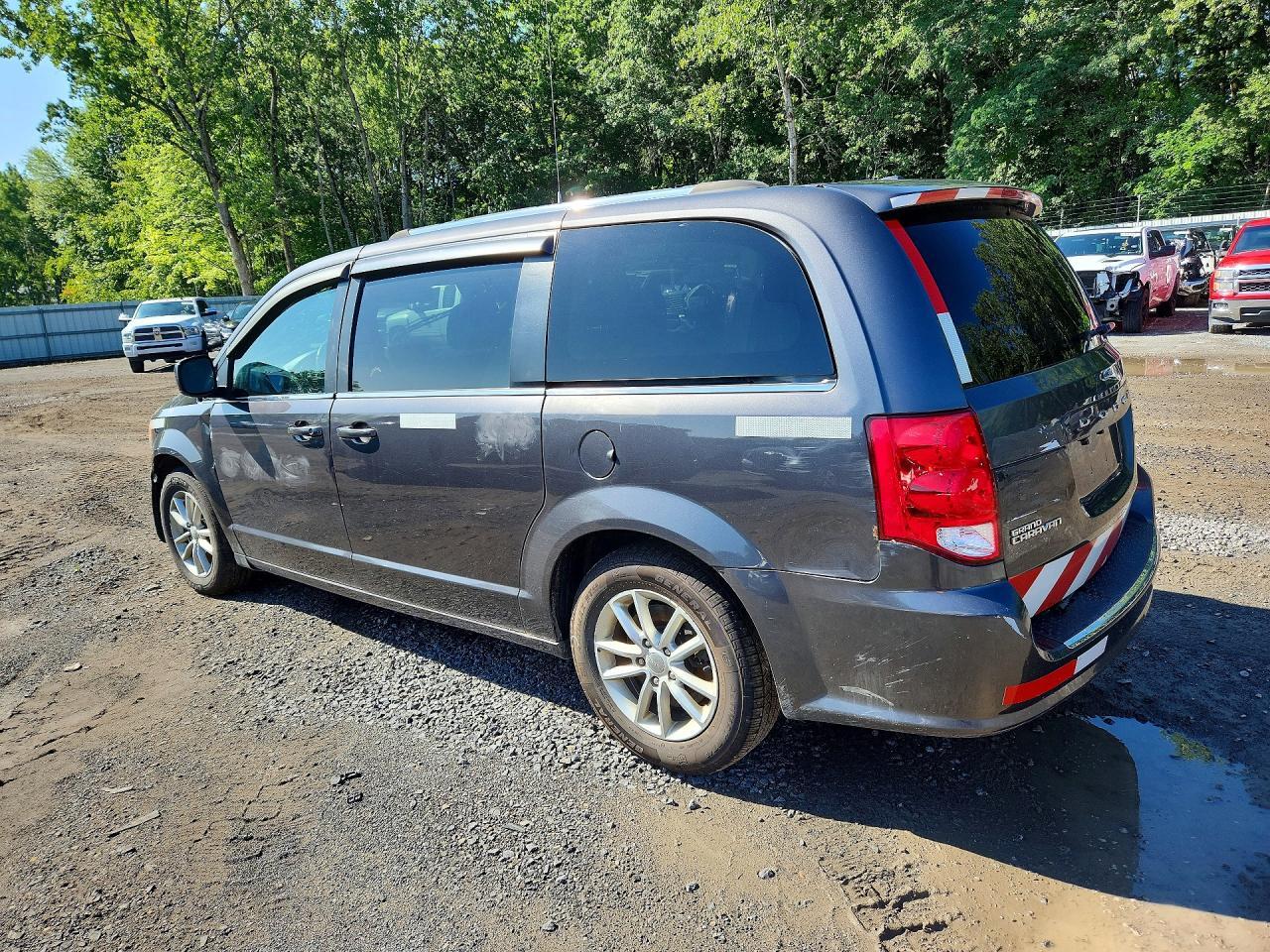 2020 DODGE GRAND CARAVAN SXT — Фото 2 из 13