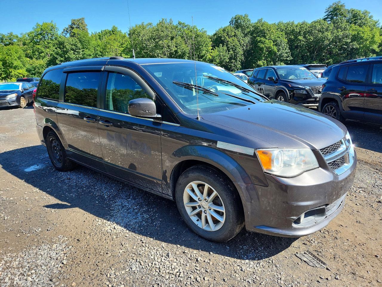 2020 DODGE GRAND CARAVAN SXT — Фото 4 из 13