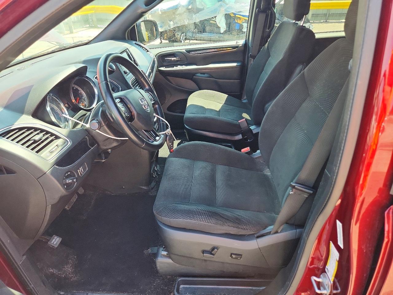 2020 DODGE GRAND CARAVAN SE — Фото 7 из 13