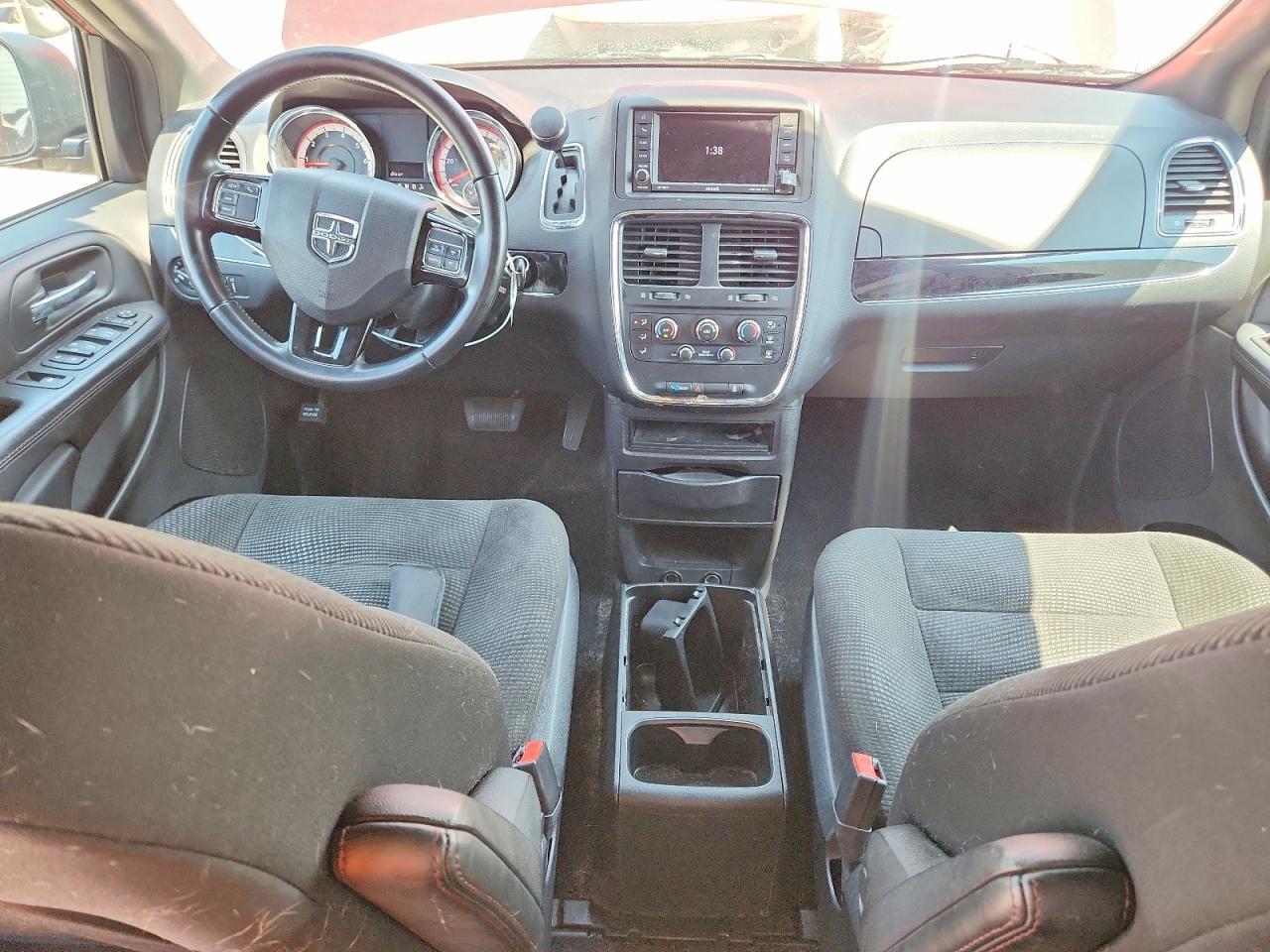 2020 DODGE GRAND CARAVAN SE — Фото 8 из 13