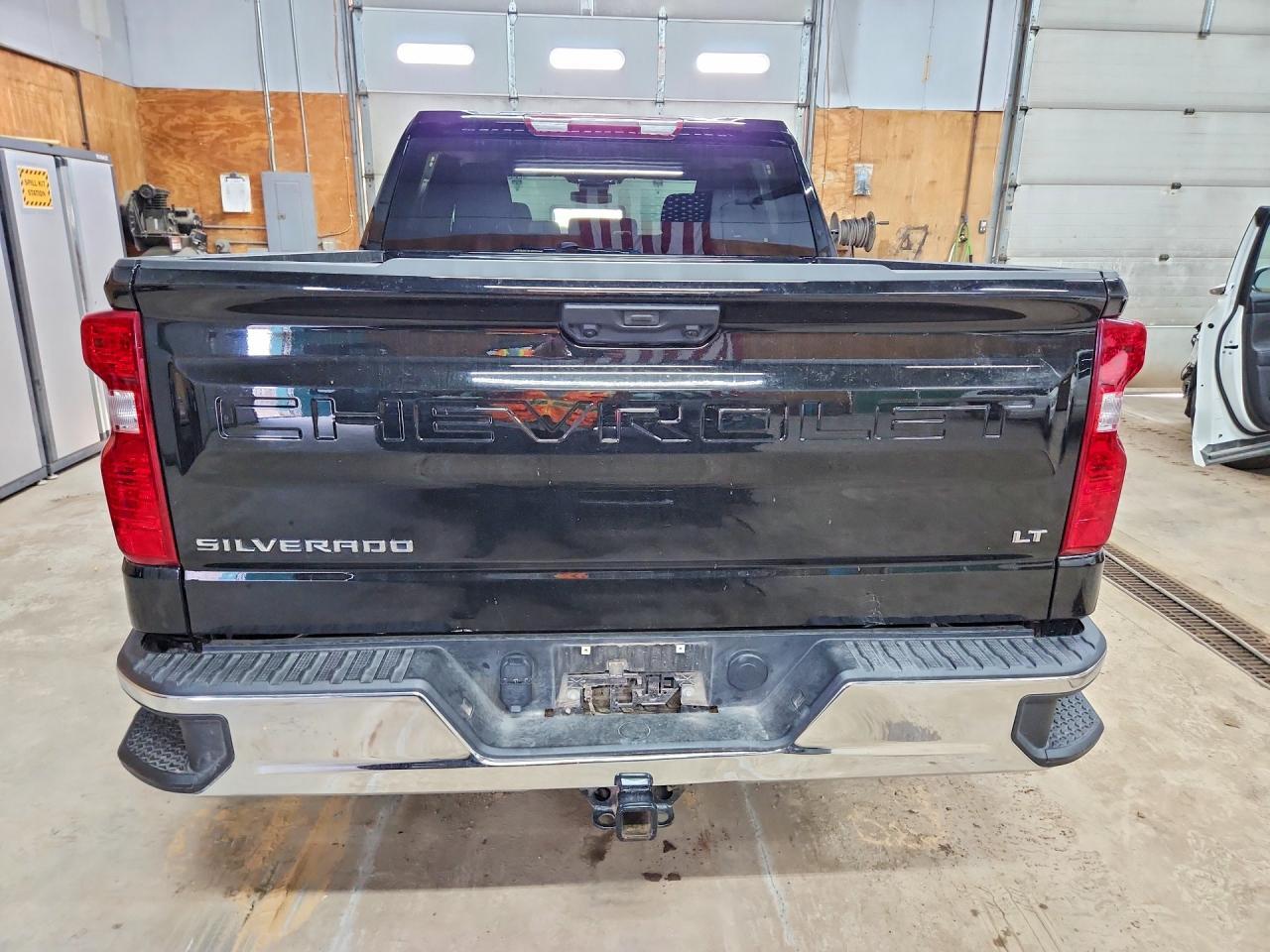2026 CHEVROLET SILVERADO K1500 LT — Фото 6 из 12