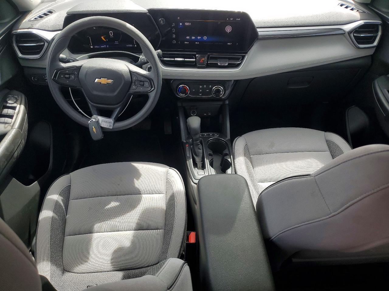 2026 CHEVROLET TRAILBLAZER LT — Фото 8 из 14