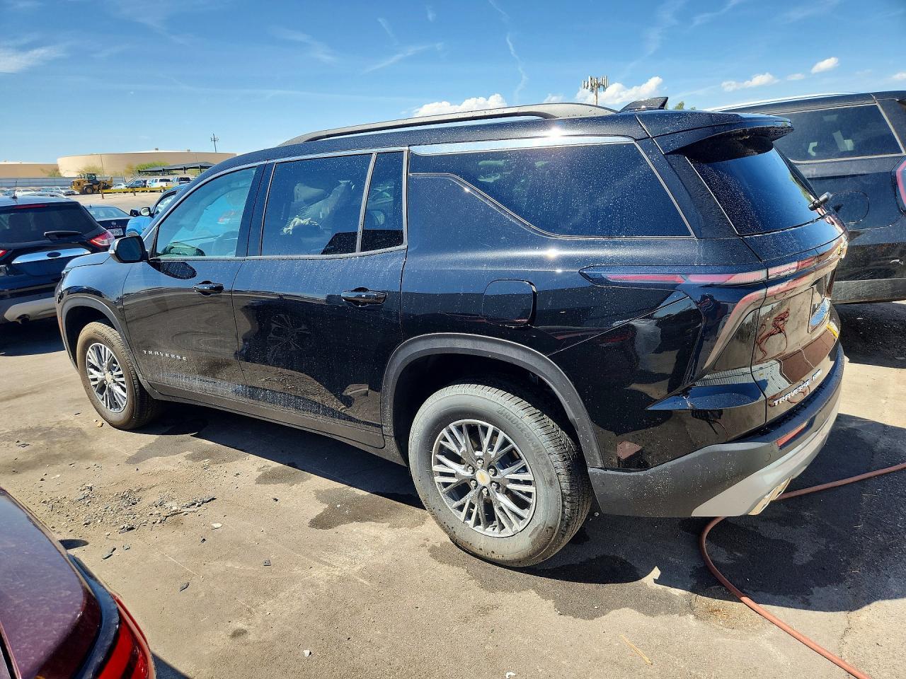 2026 CHEVROLET TRAVERSE LT — Фото 2 из 14