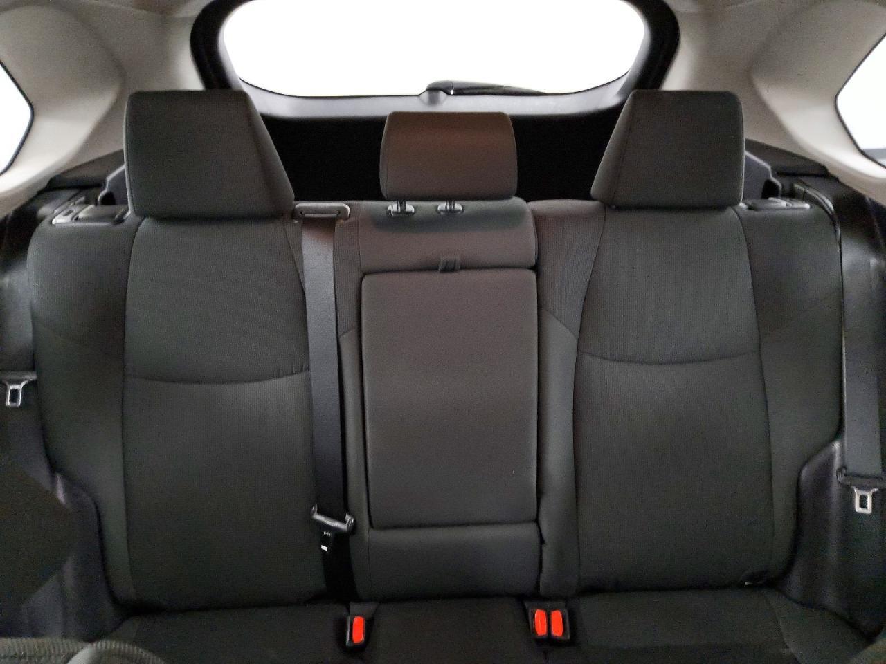 2021 TOYOTA RAV4 LE — Фото 10 из 13
