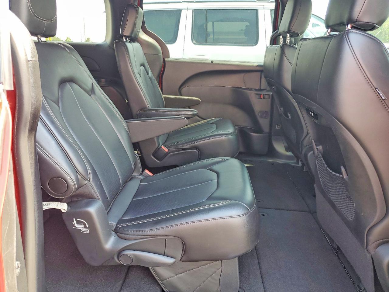 2026 CHRYSLER PACIFICA SELECT — Фото 11 из 13