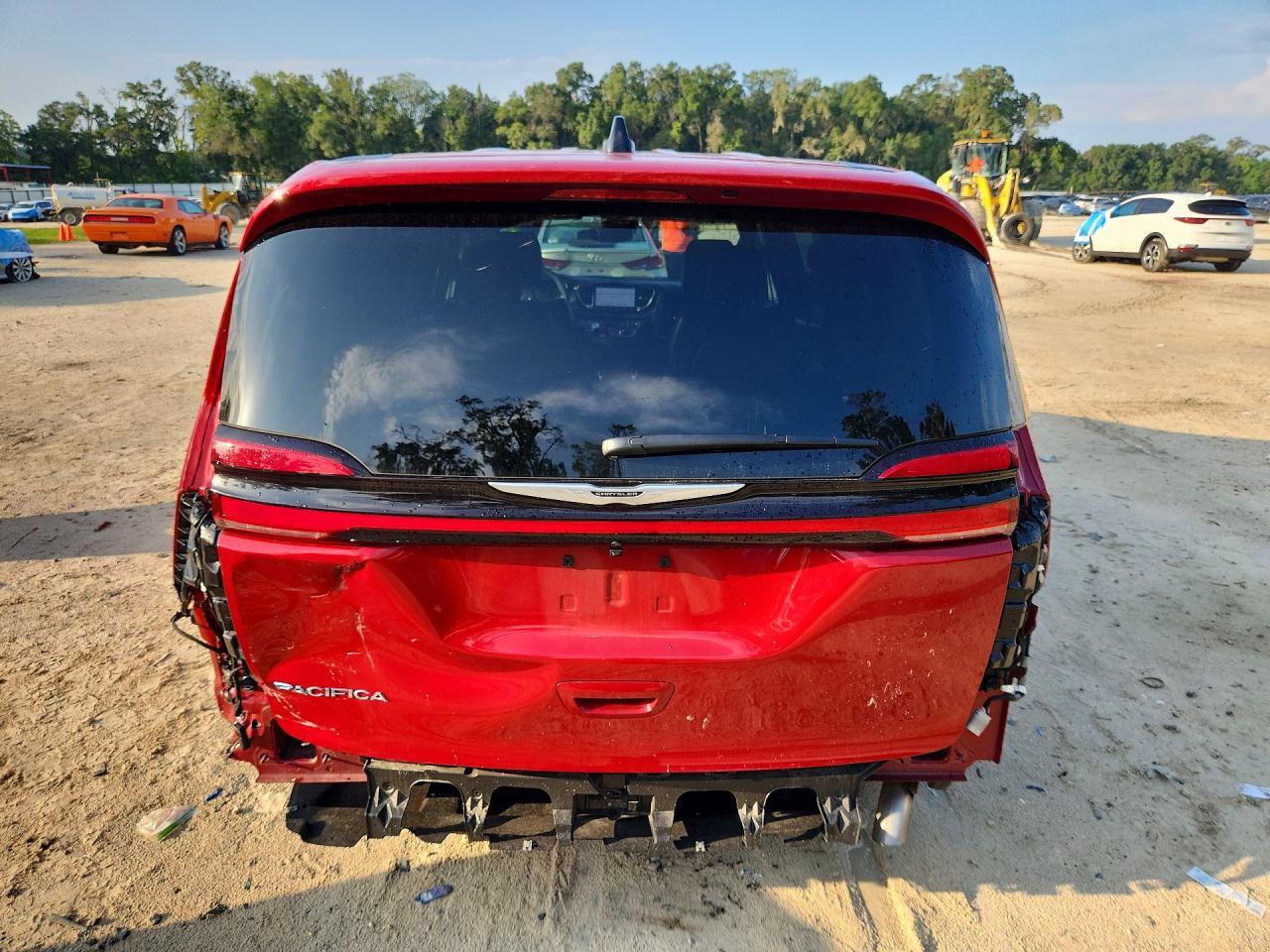 2026 CHRYSLER PACIFICA SELECT — Фото 6 из 14