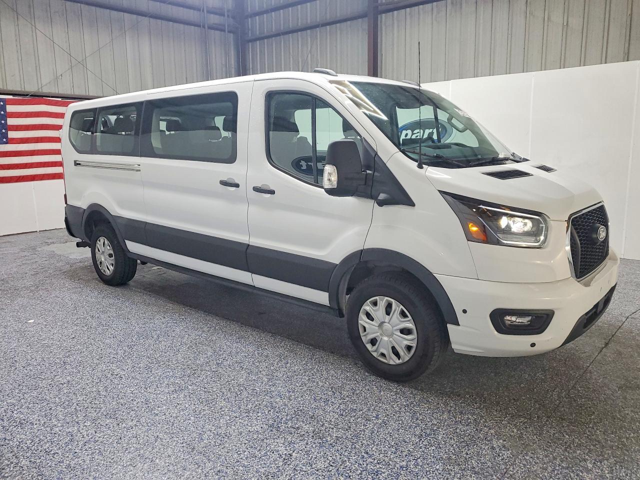 2026 FORD TRANSIT T-350 — Фото 4 из 13