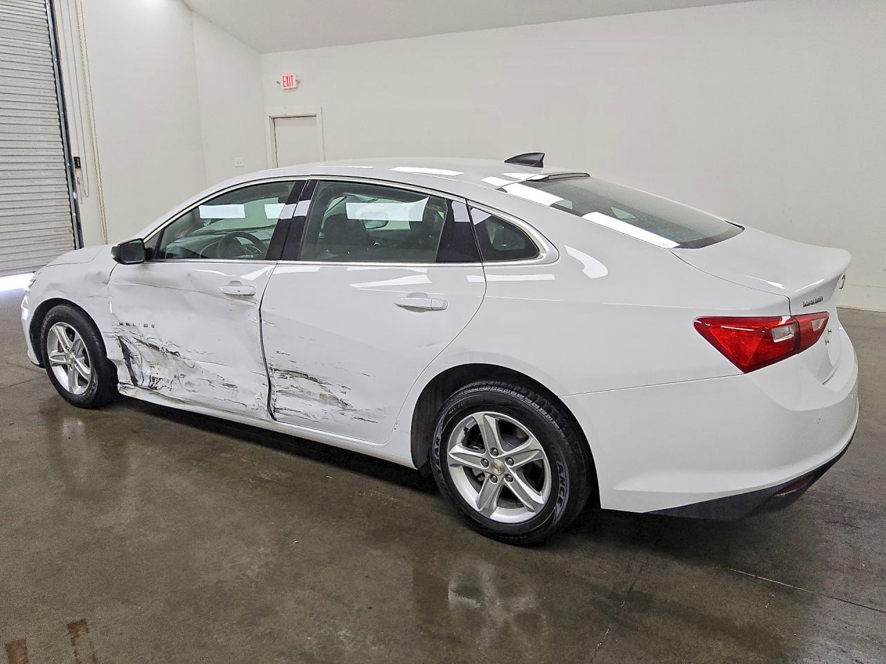 2024 CHEVROLET MALIBU LS — Фото 2 из 12