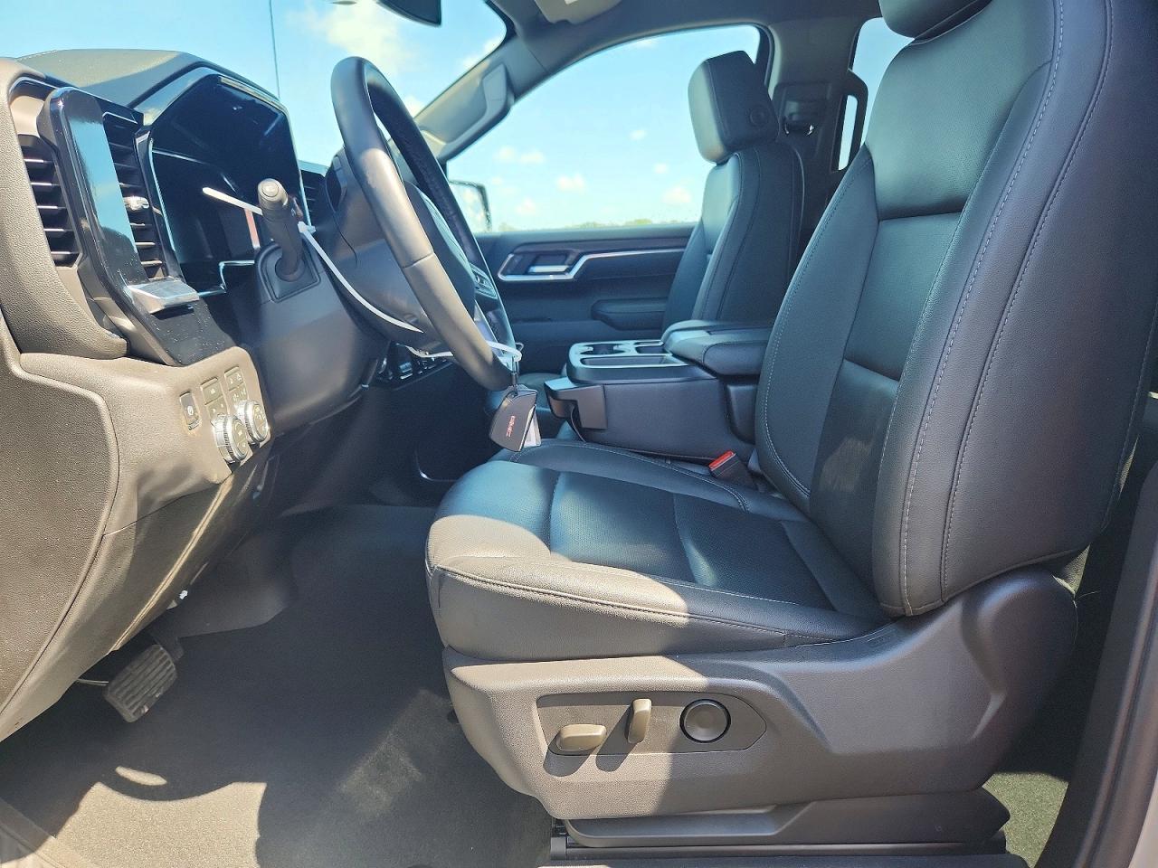 2026 GMC SIERRA K1500 SLT — Фото 7 из 12