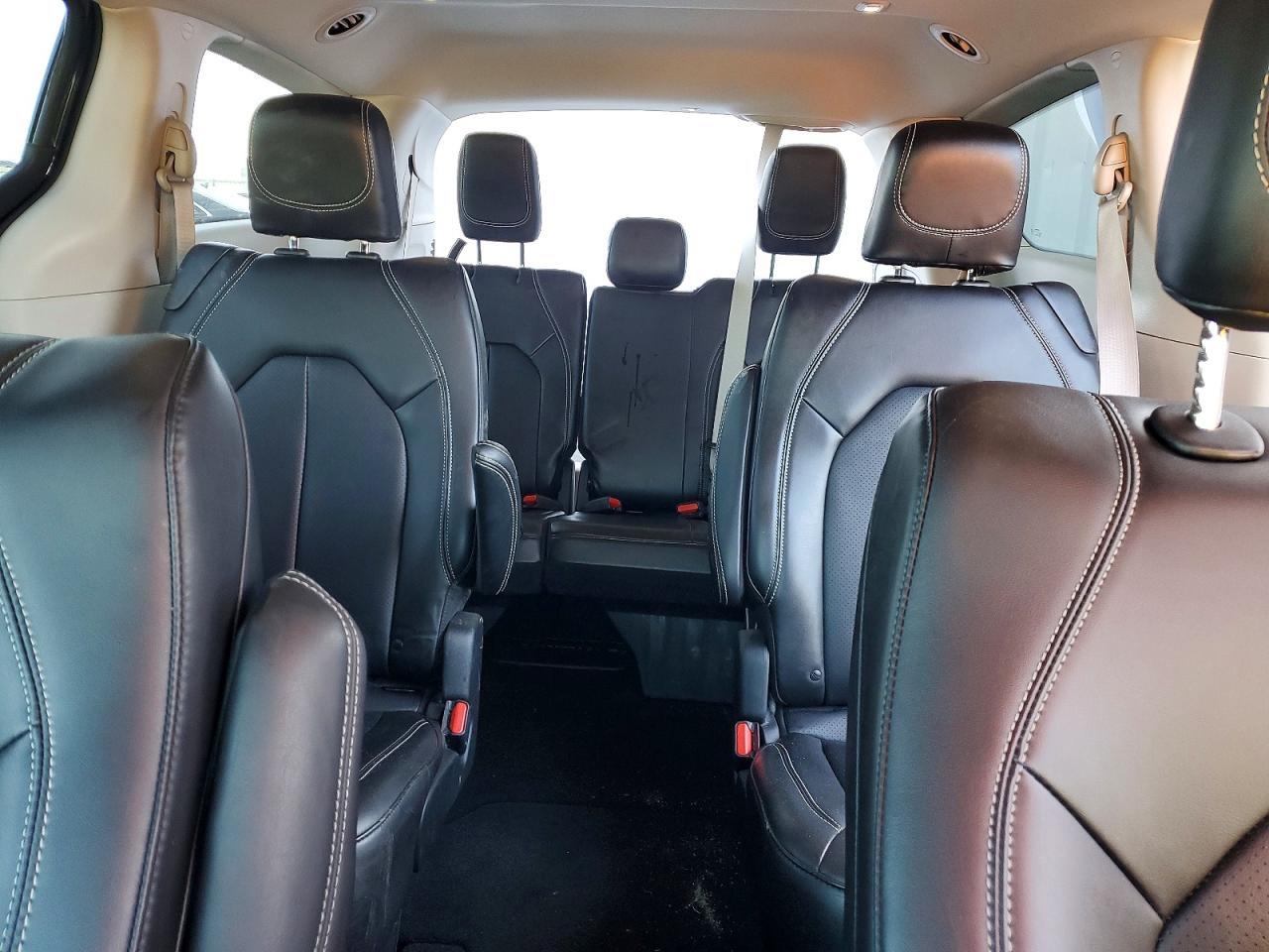 2024 CHRYSLER PACIFICA TOURING L — Фото 10 из 14