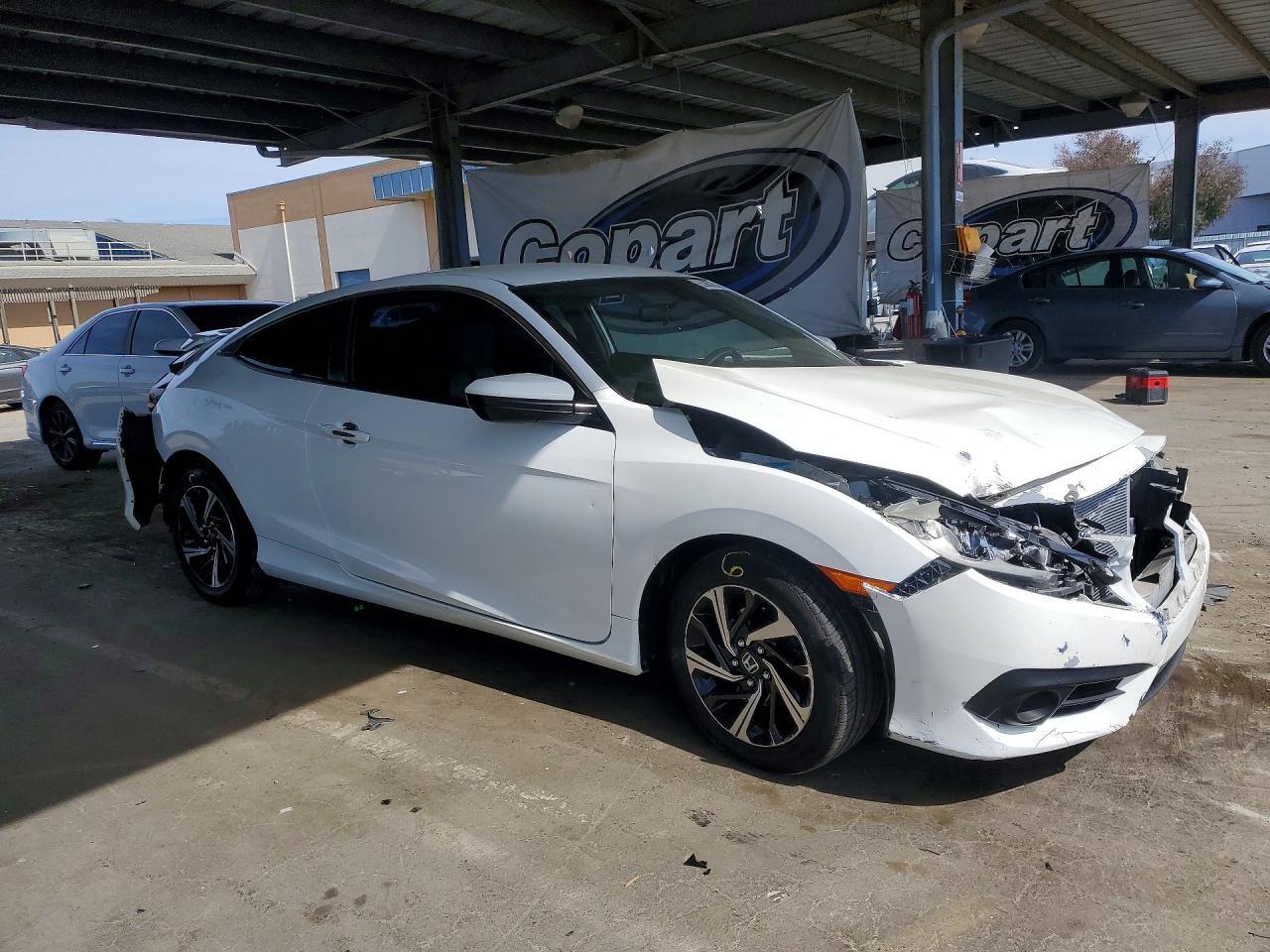 2017 HONDA CIVIC LX — Фото 4 из 12