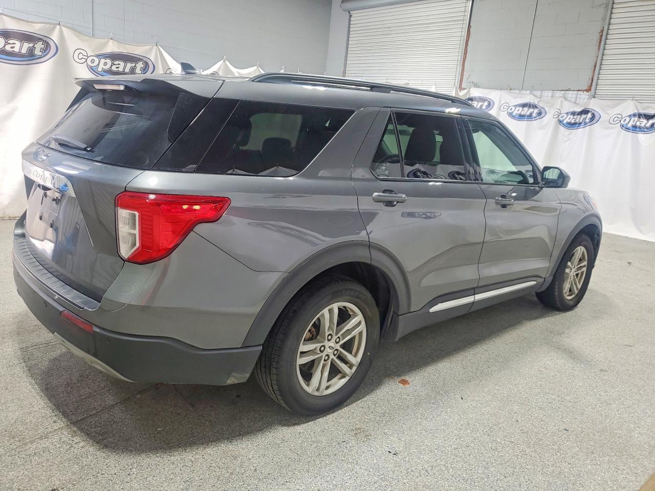 2024 FORD EXPLORER XLT — Фото 3 из 12