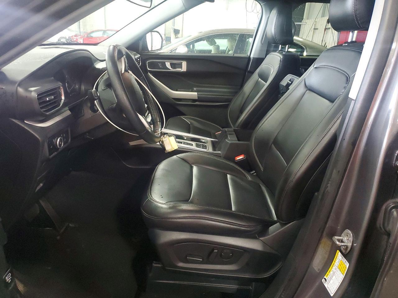 2024 FORD EXPLORER XLT — Фото 7 из 12