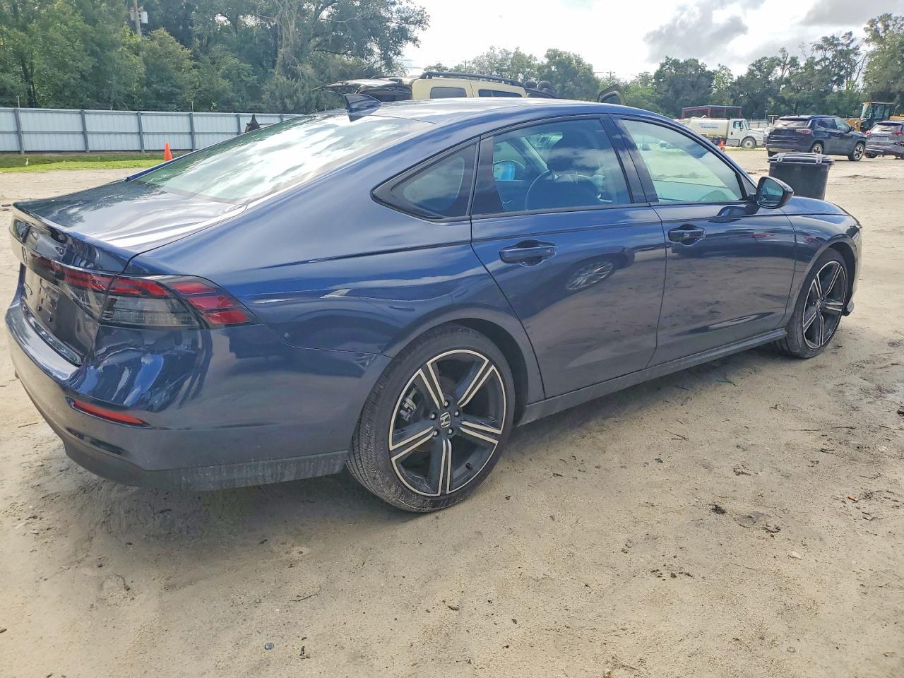 2026 HONDA ACCORD SE — Фото 3 из 12