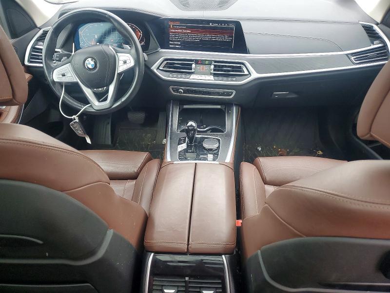 2022 BMW X7 XDRIVE40I — Фото 8 из 13