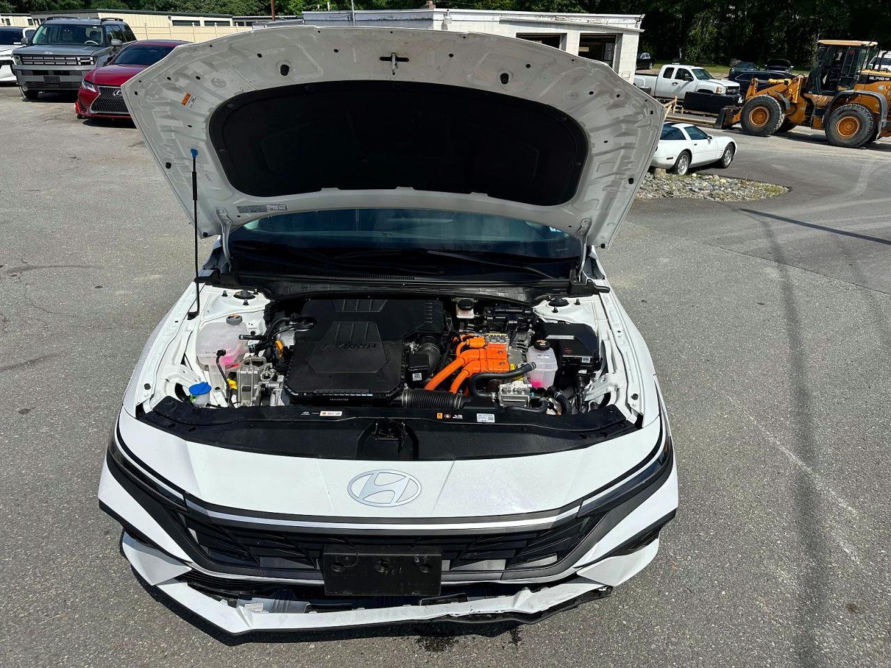 2026 HYUNDAI ELANTRA HYBRID BLUE — Фото 8 из 10
