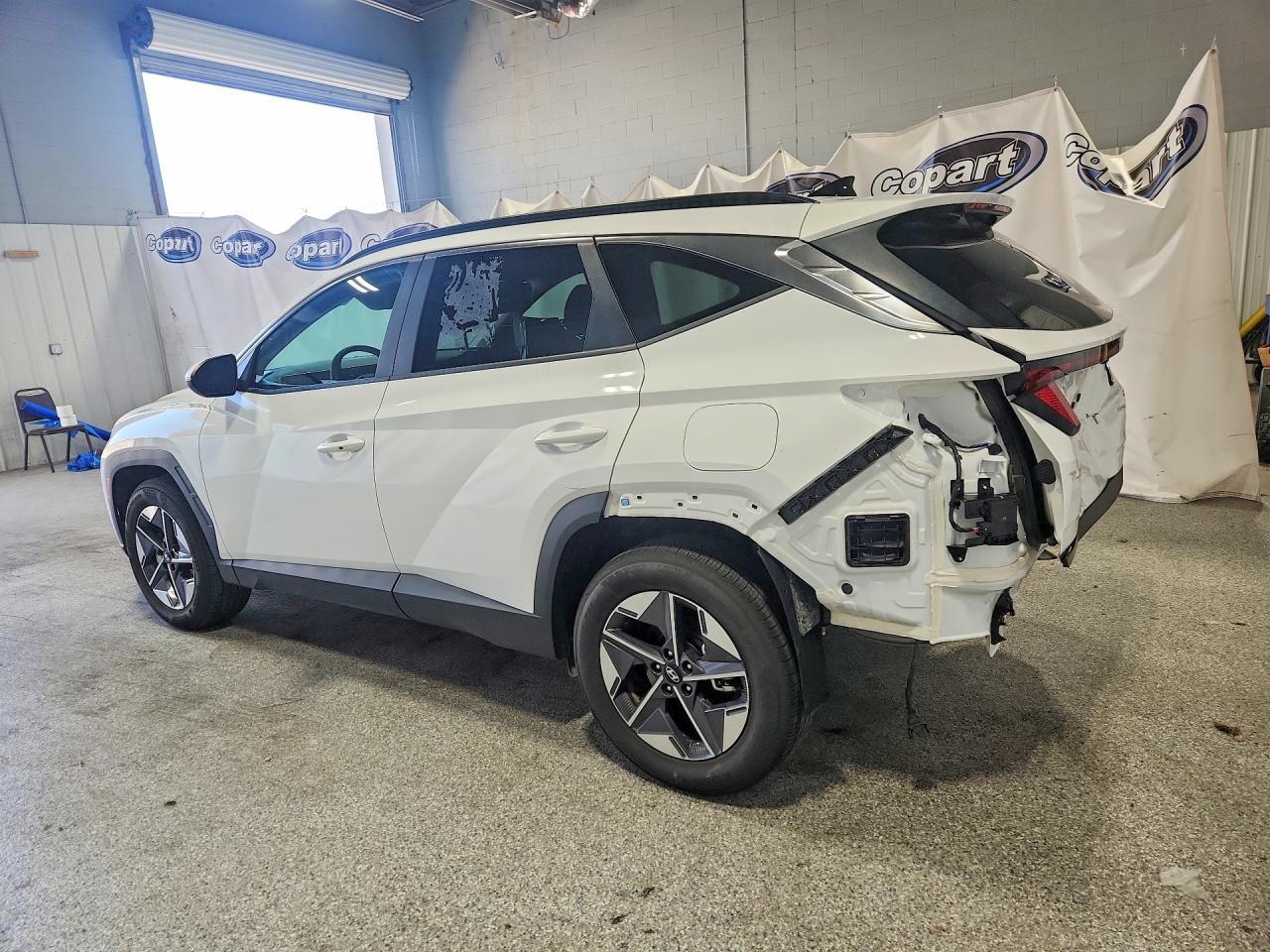 2026 HYUNDAI TUCSON SEL — Фото 2 из 13