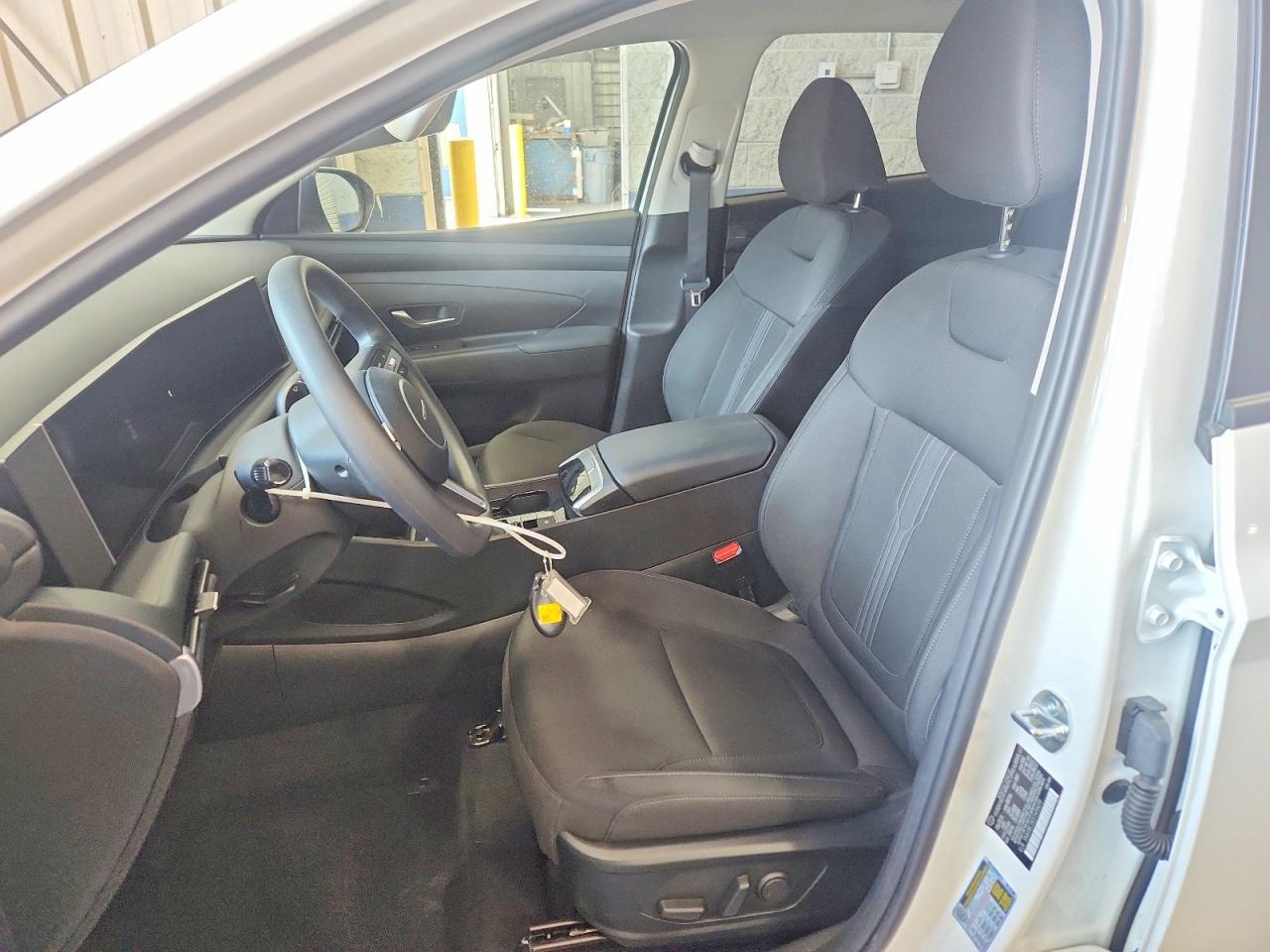 2026 HYUNDAI TUCSON SEL — Фото 7 из 13