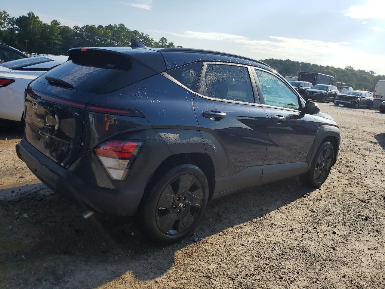 2026 HYUNDAI KONA SEL SPORT — Фото 3 из 13