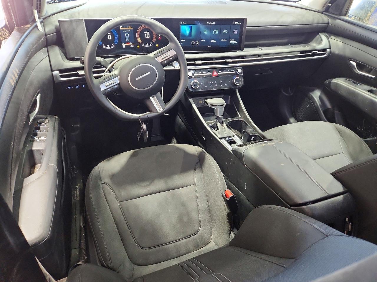 2026 HYUNDAI TUCSON SEL — Фото 8 из 13