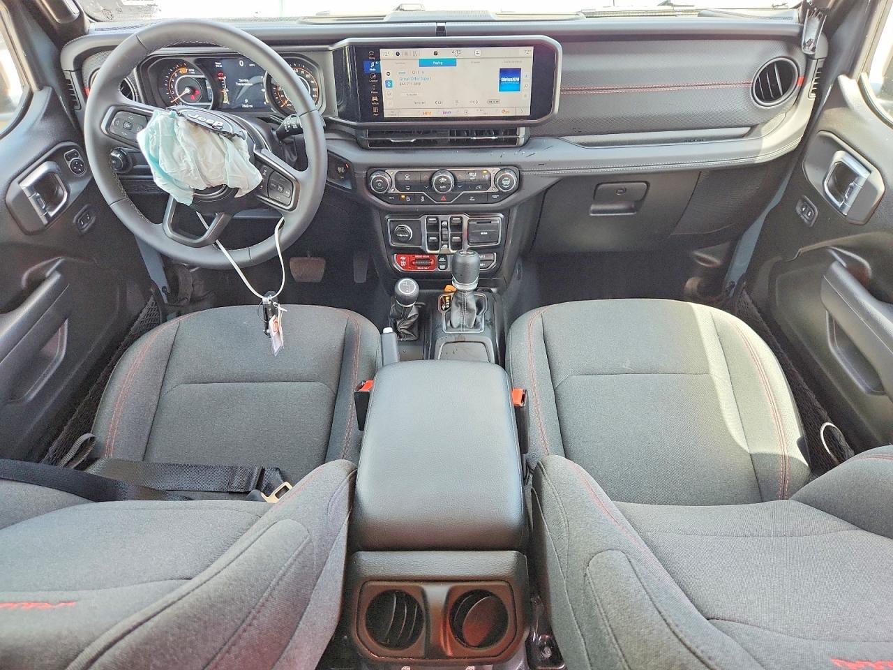 2026 JEEP WRANGLER RUBICON — Фото 8 из 13