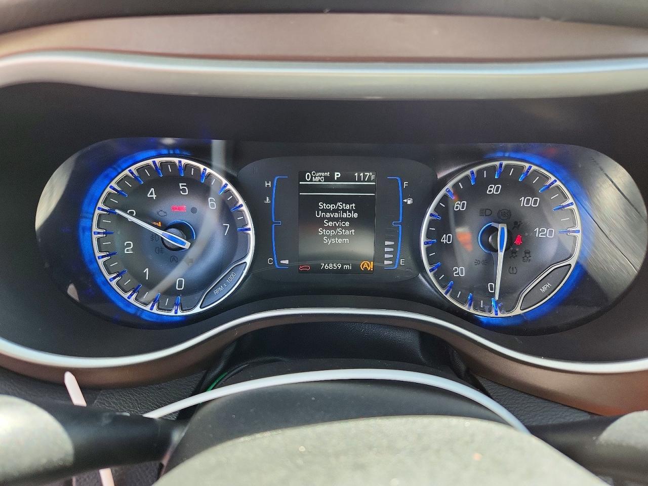 2022 CHRYSLER VOYAGER LX — Фото 9 из 13