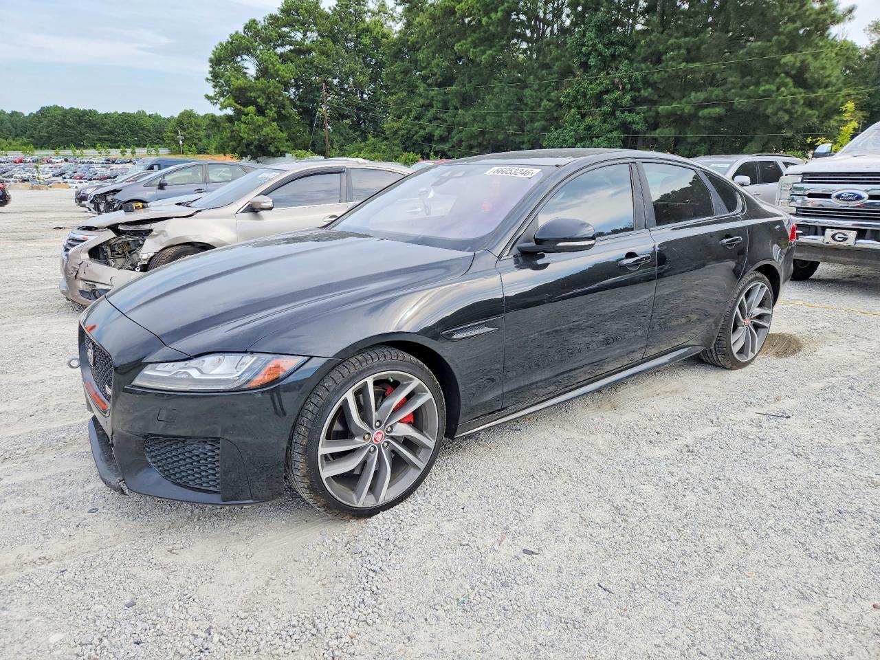 2017 JAGUAR XF SAJBG4BV8HCY43105